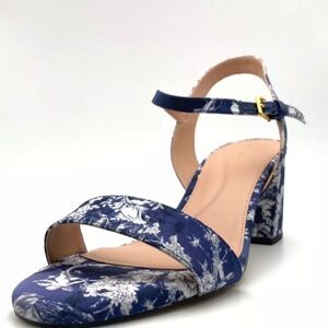 Cole Hahn Grand 360 navy and white floral fabric black heel strappy sandals 9B